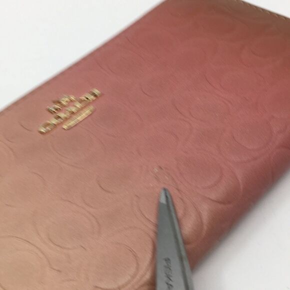 Coach Pink Ombré Signature Leather Accordion Zip Around Long Wallet - Picture 10 of 16